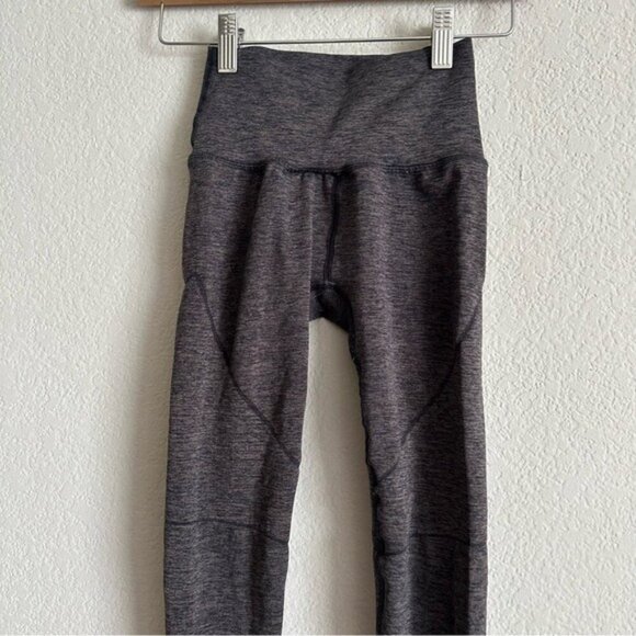 Alphalete R6 Revival Leggings. Small. Charcoal Gray - Picture 5 of 12